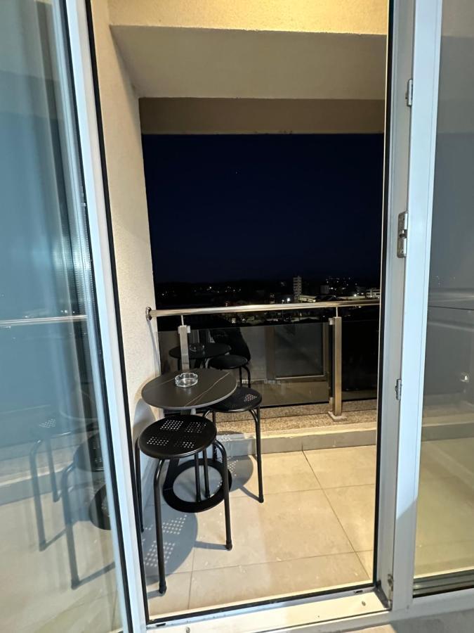 דירה Luxury , Private Parking, Self Check-in64 קריובה